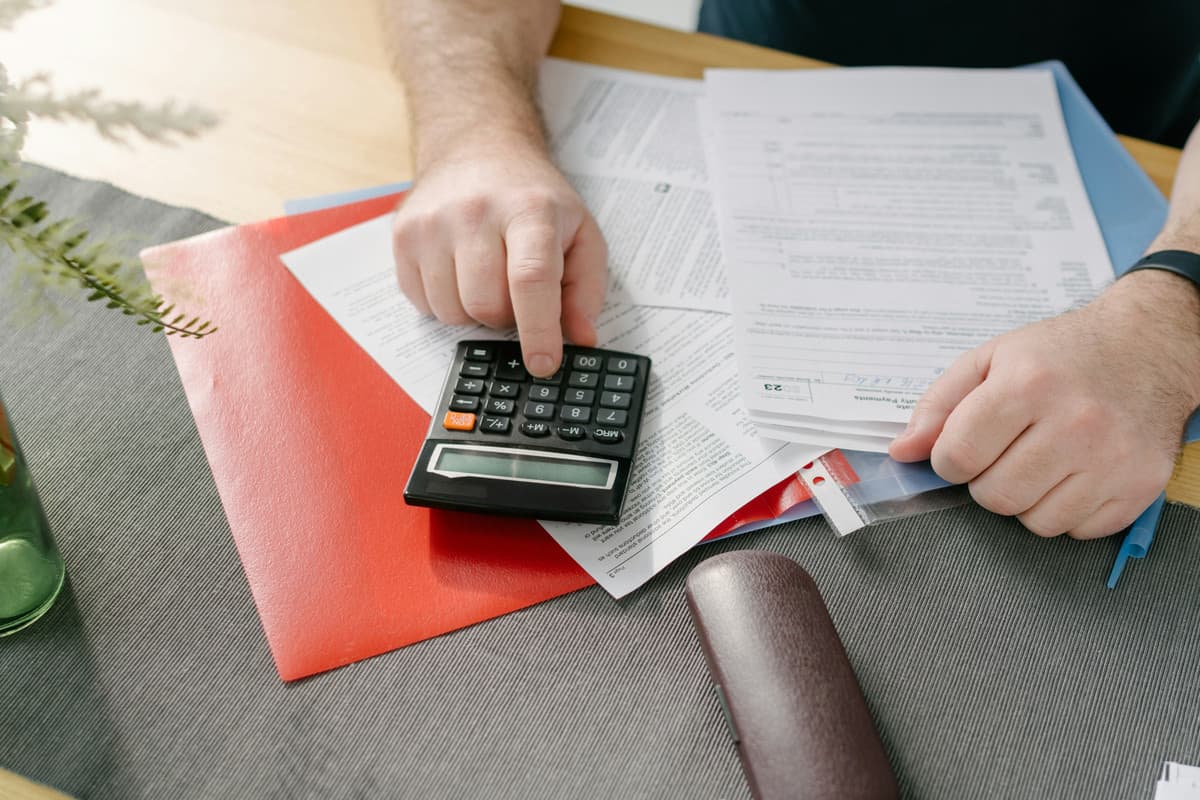 tax forms, and a calculator symbolizing filing taxes for free in the United States